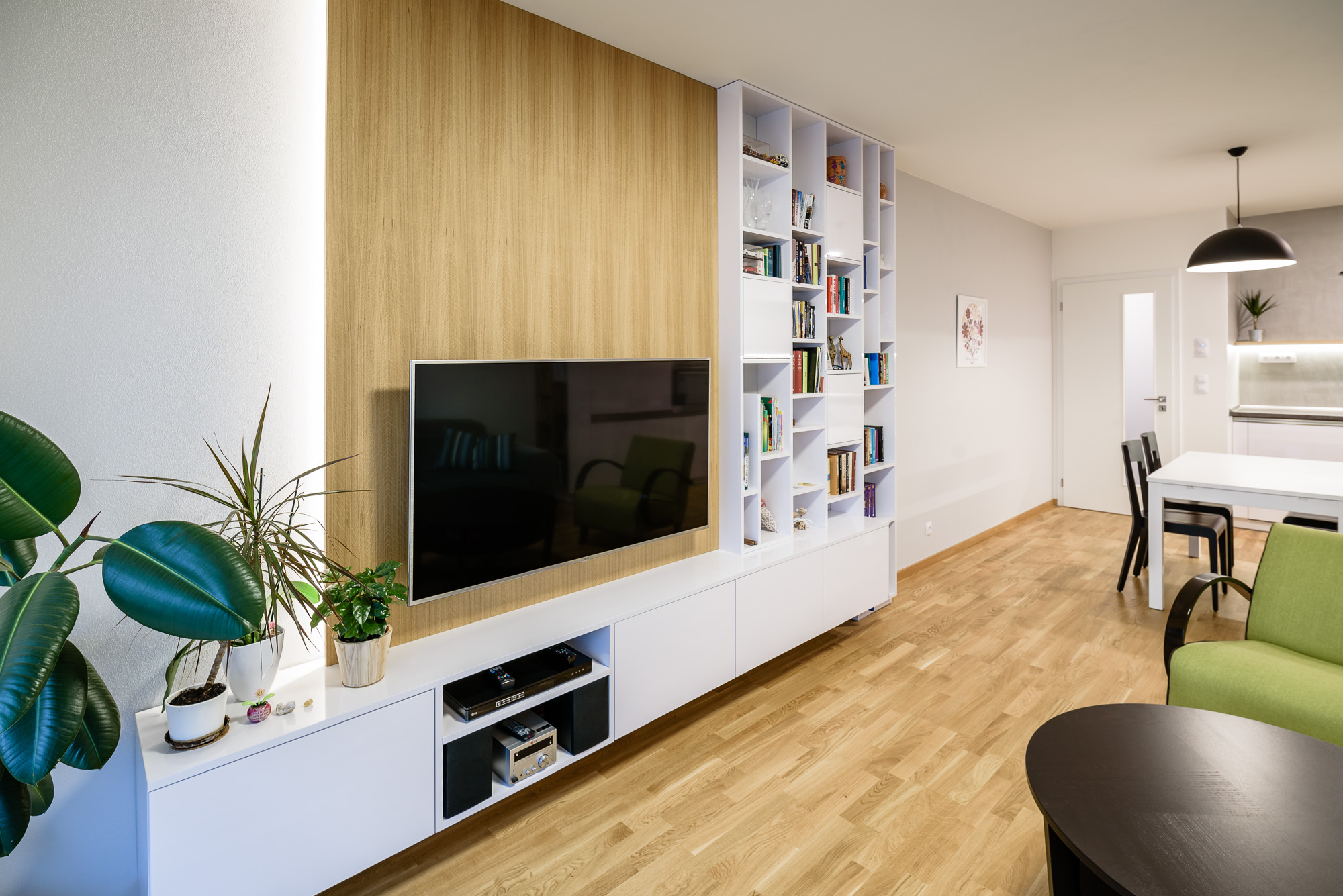 Kuchyň bytu v Praze - Foto 9